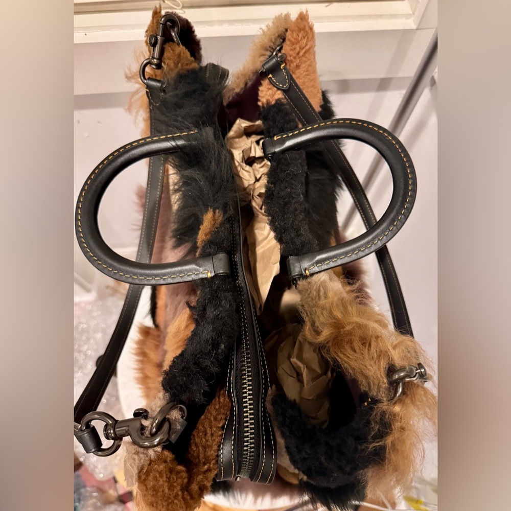 NWOT Coach Rogue 39 Shearling Patchwork Bag [rare] - Picture 7 of 12